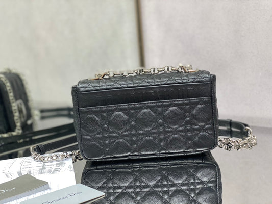 Dior Caro 小號20cm-黑色銀扣小牛皮