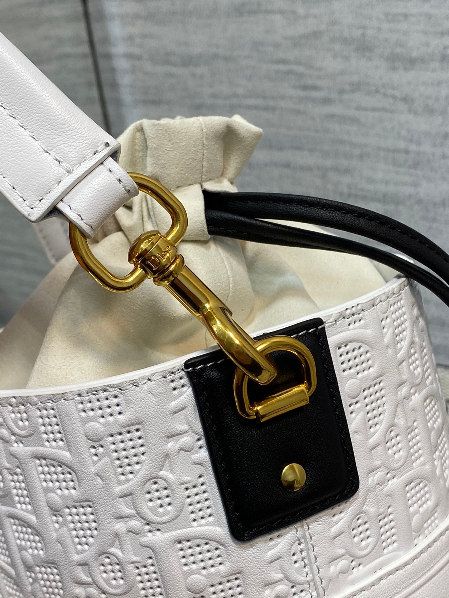 Dior-2022春夏Vibe系列 壓花水桶包