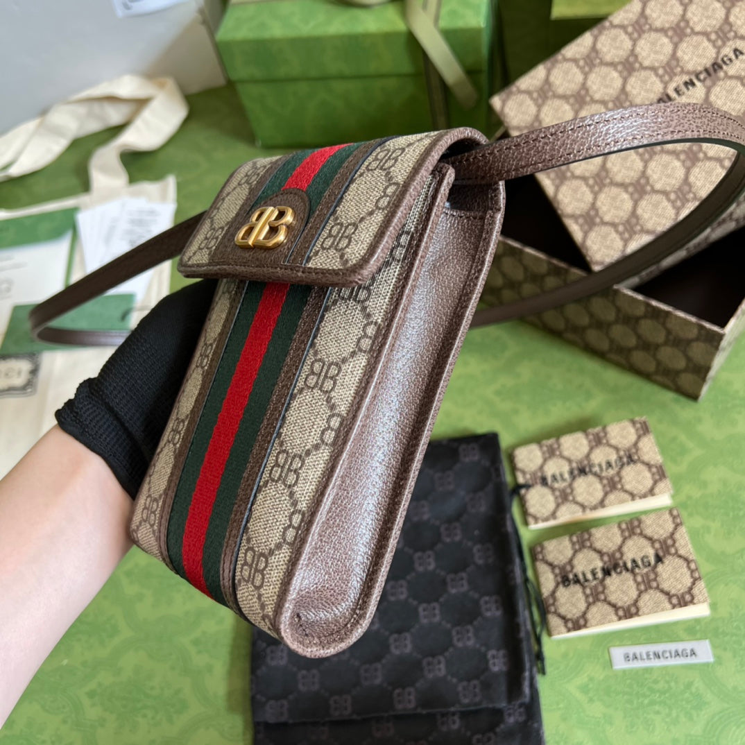 Gucci x Balenciaga 聯名手機包