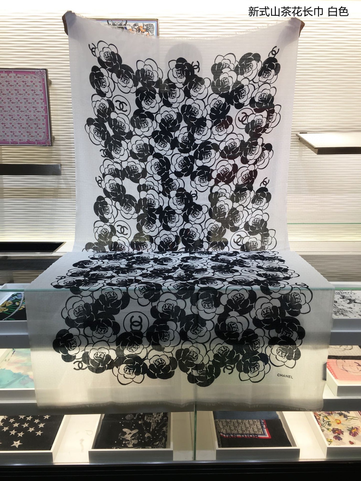 小香家-新式山茶花圍巾 110*200cm 100%頂級羊絨 白色