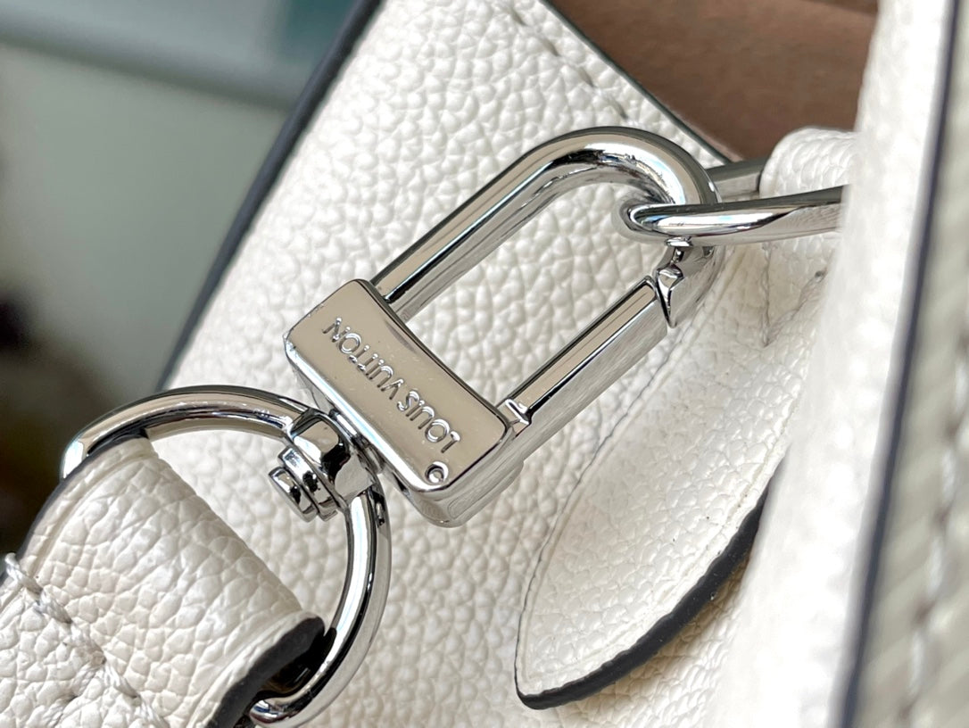 M20520 路L家-Marelle Tote 中號 米色