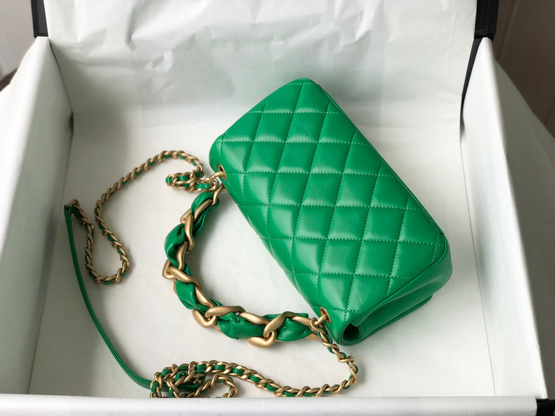 Chanel 拋光小羊皮菱格口蓋包-綠色