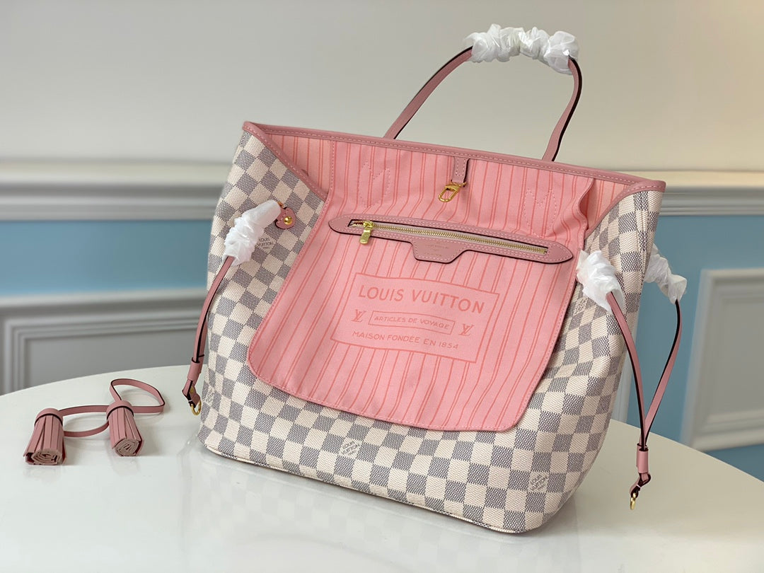 M44363 路L家-Neverfull 全新手袋