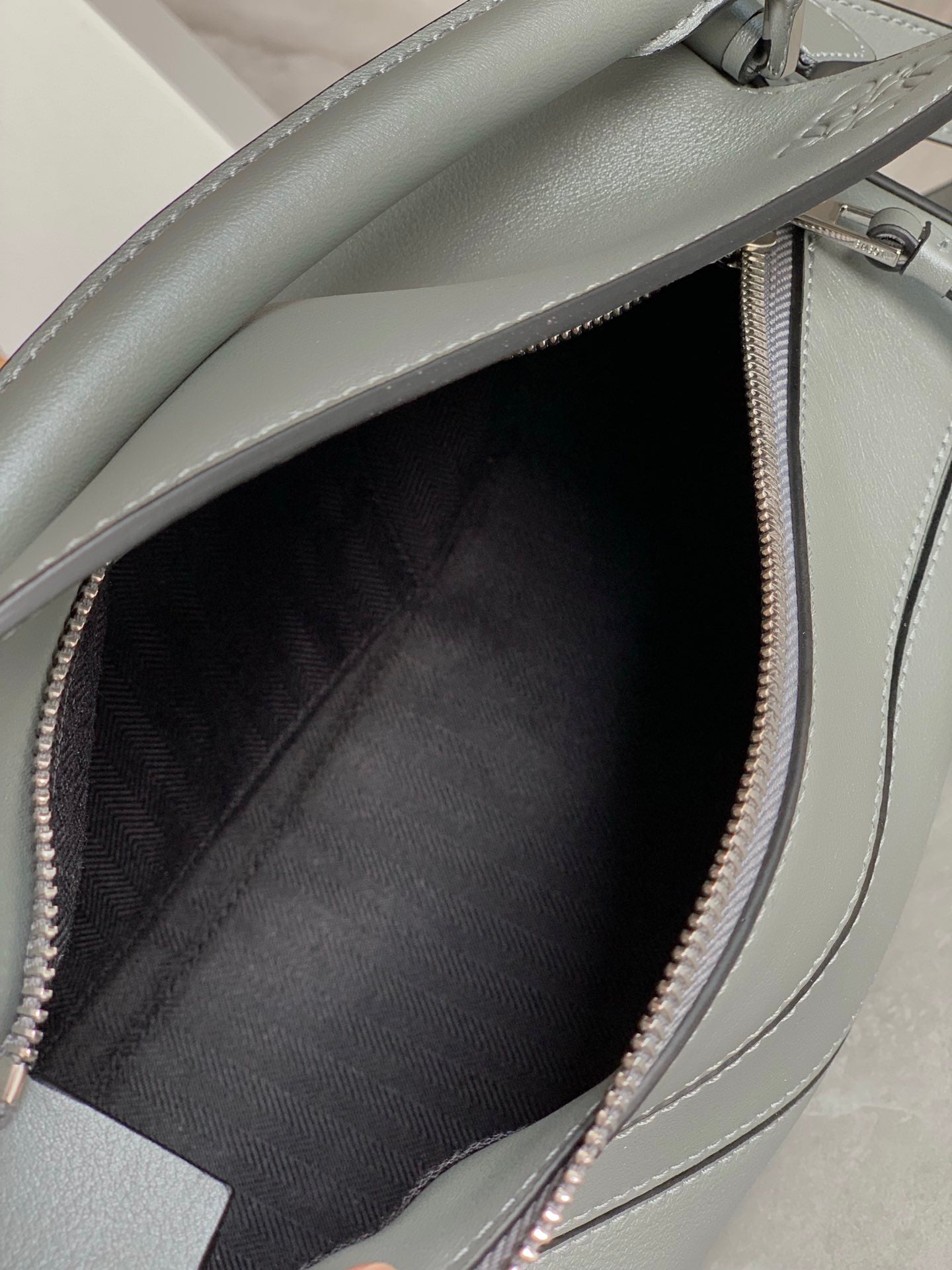 羅L威-Puzzle bag 小牛皮