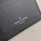 LV M69540 翻蓋長夾