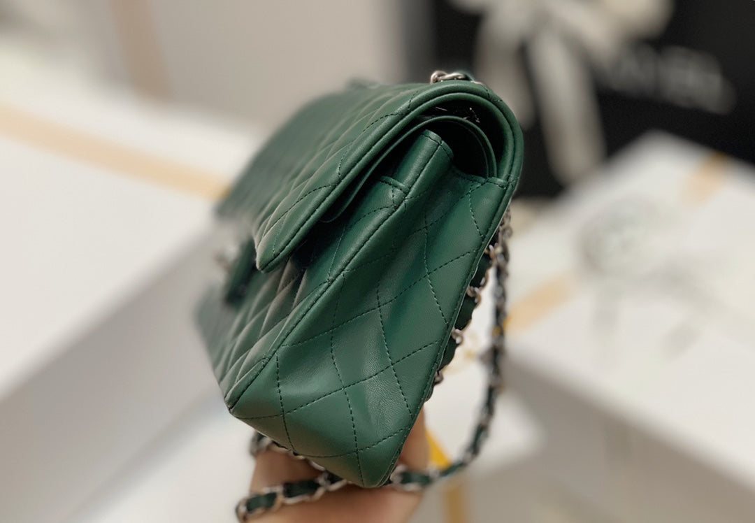 小香家-羊皮 CF包 綠色銀扣 25cm