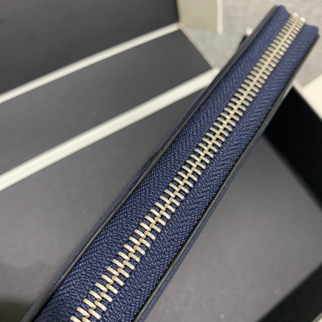 Loewe Puzzle zip around wallet 拉鍊長夾