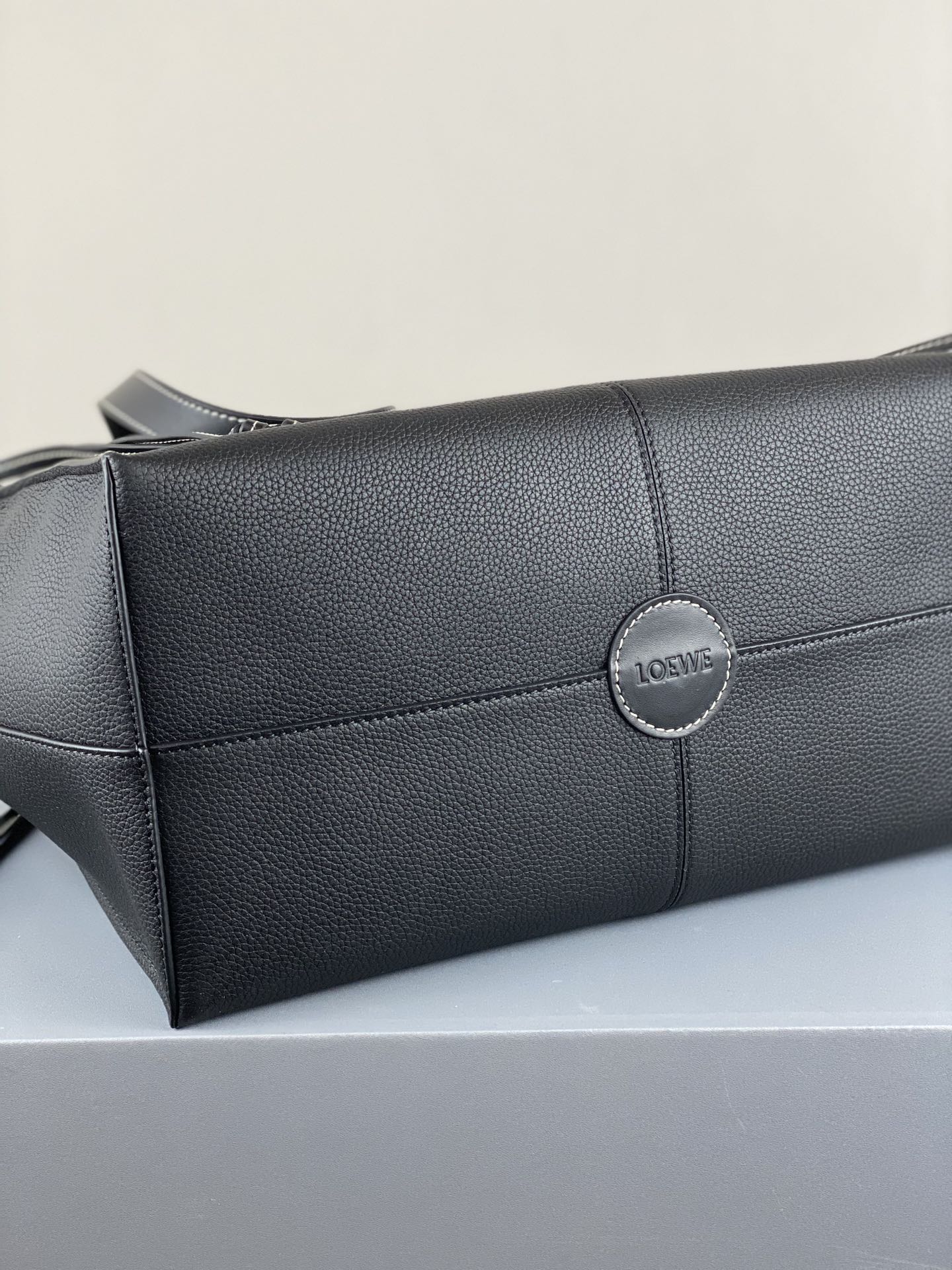 羅L威-Cushion tote 小號