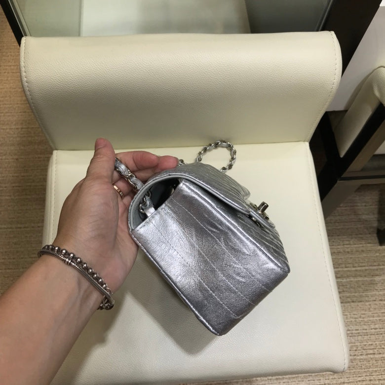 小香家-2018春夏 褶皺紋金屬皮 牛皮 CF包 17cm