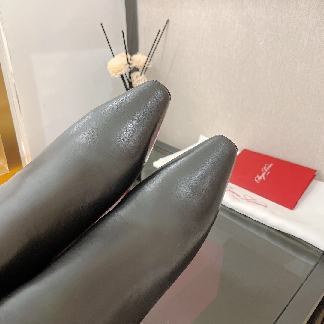 R方扣頭鞋-2022秋冬新款 細跟短靴 黑色