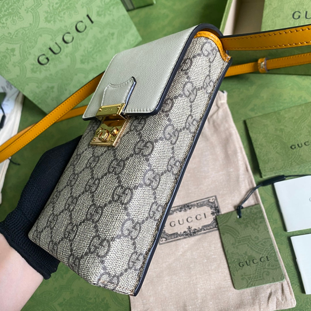 Gucci 鎖扣鏈條手機包
