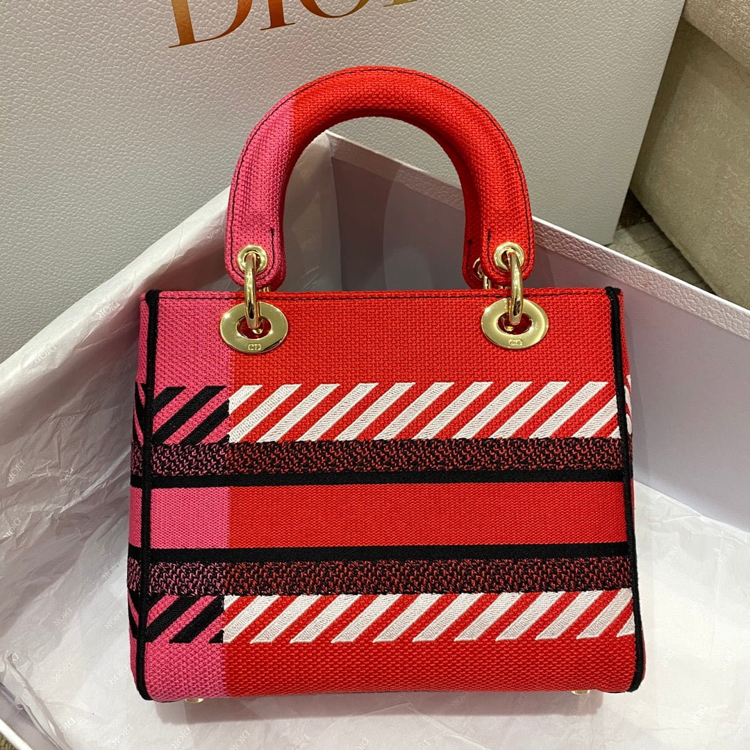 迪D家 Lady D-Lite黛妃包-帆布刺繡 24cm