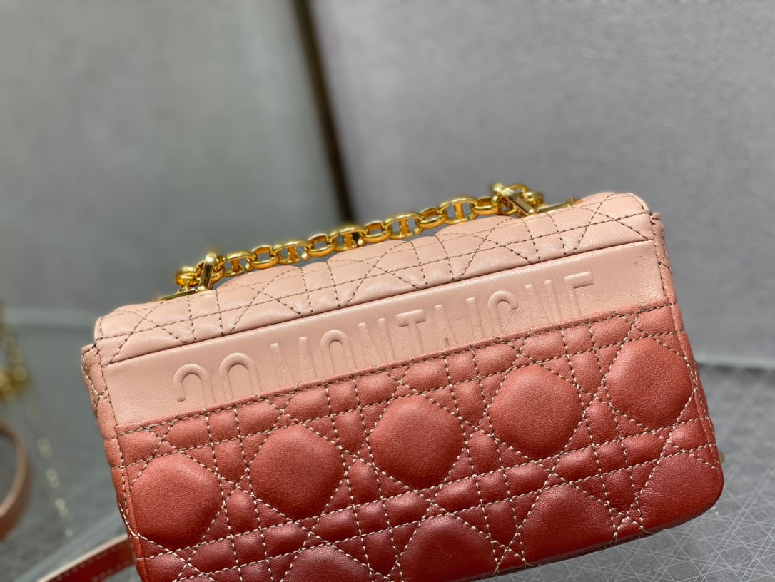 Dior Caro 大號28cm-漸變粉小牛皮