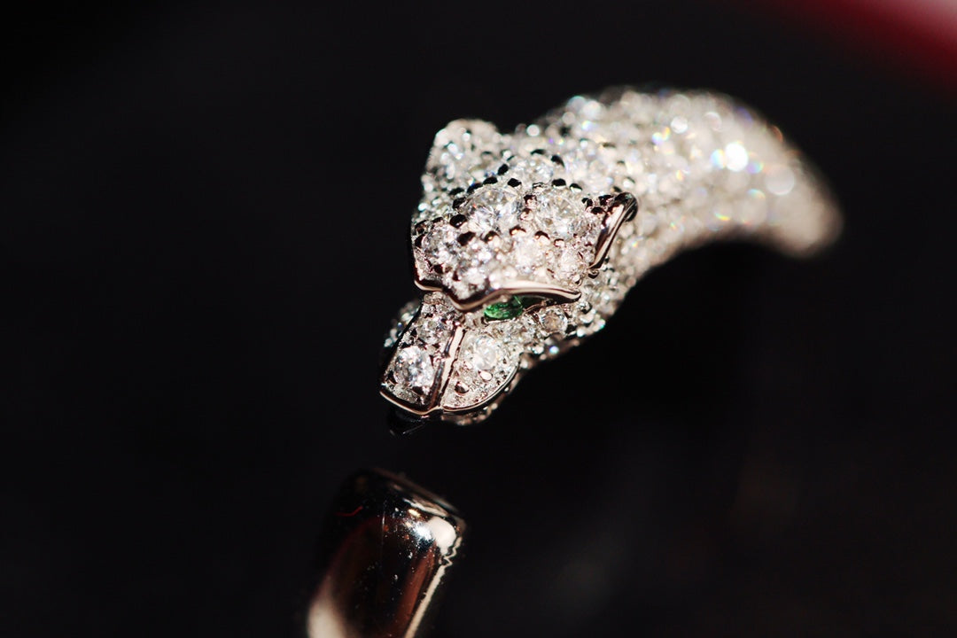 Cartier 美洲豹系列-白金半鑽-祖母綠