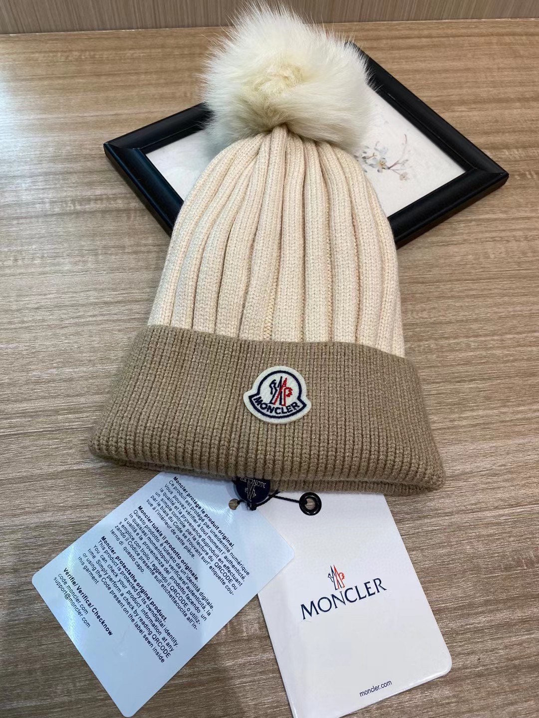 Moncler-多色針織毛帽