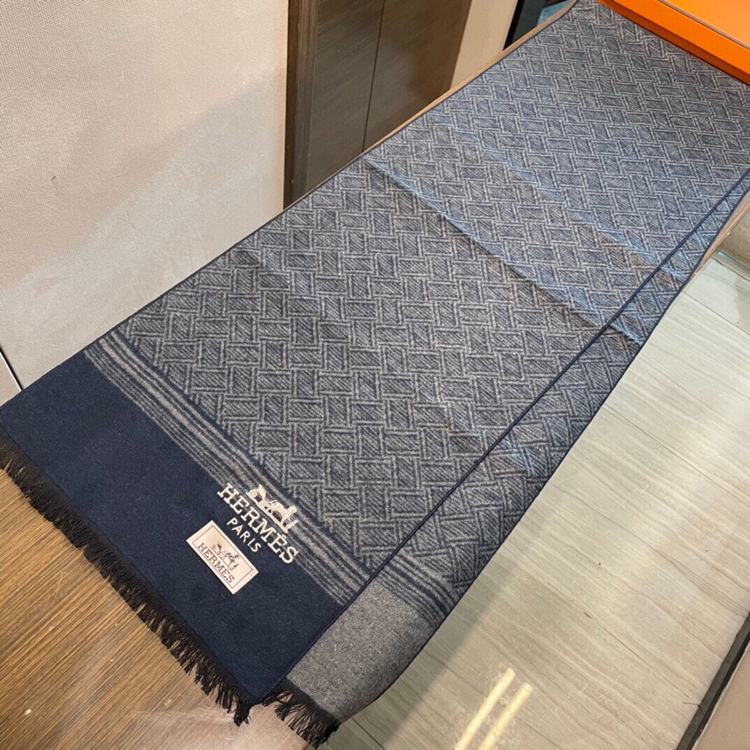 Hermes 男女同款山羊絨圍巾