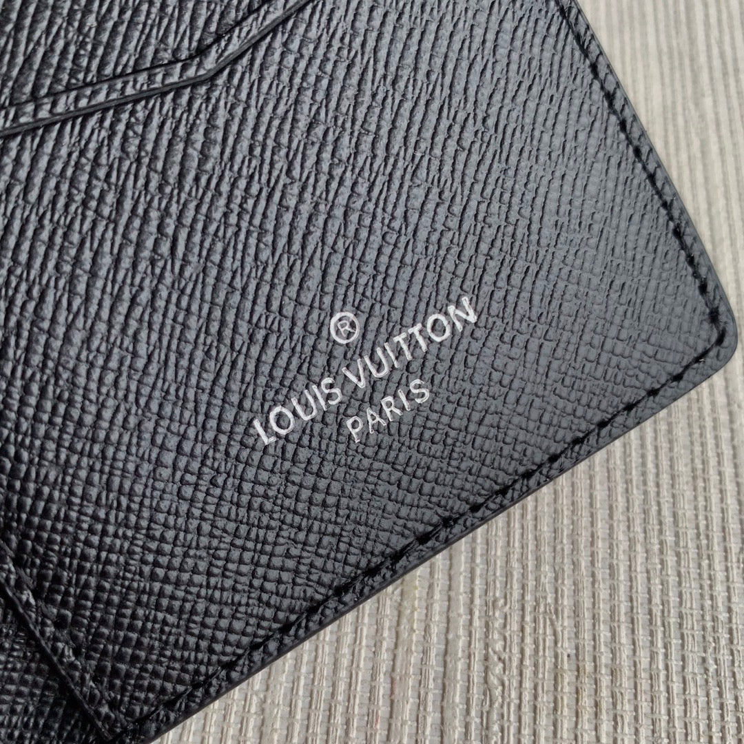 LV M69536 口袋短夾