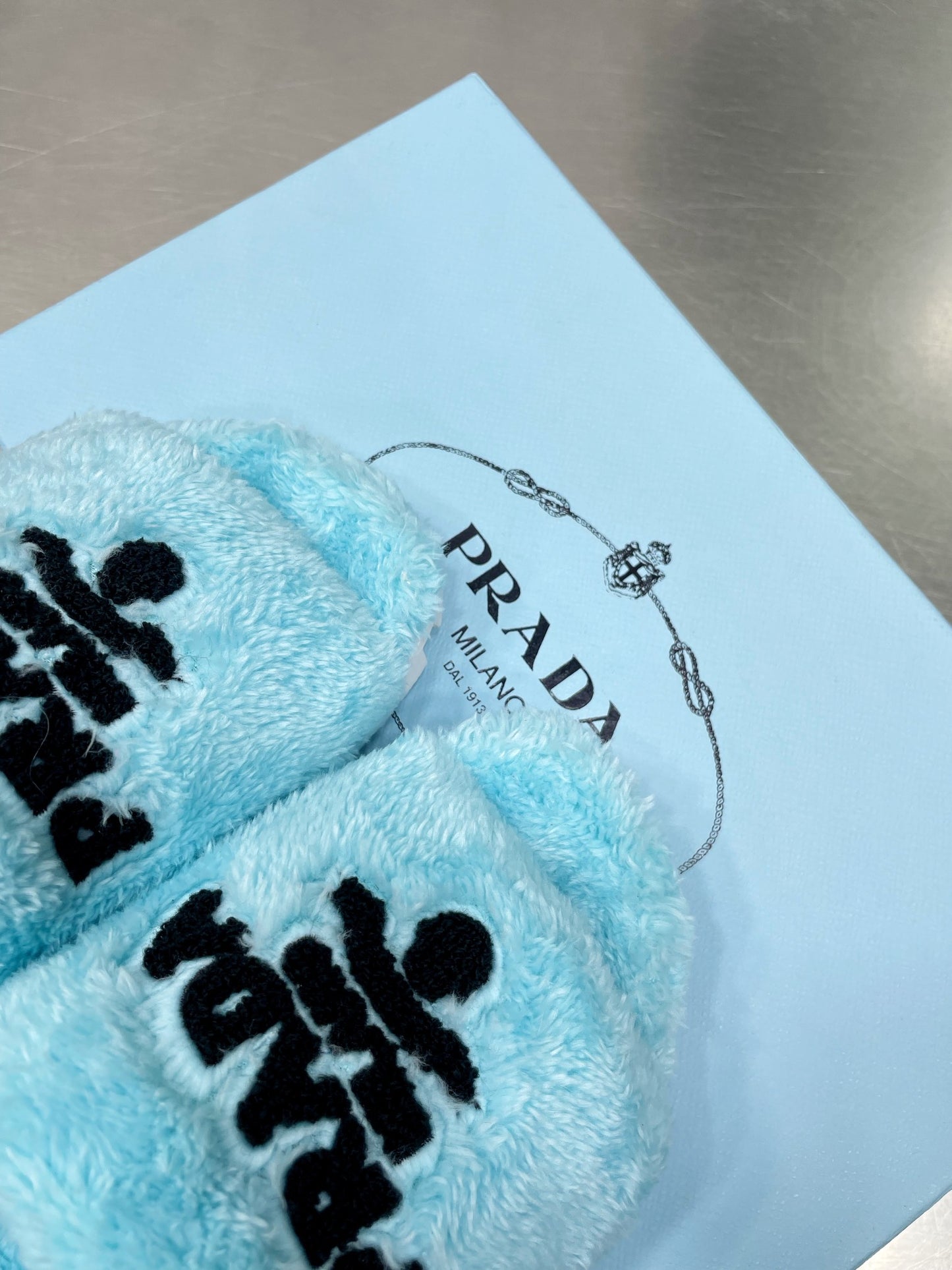 普P家-2022秋冬新款 毛毛拖 明星同款