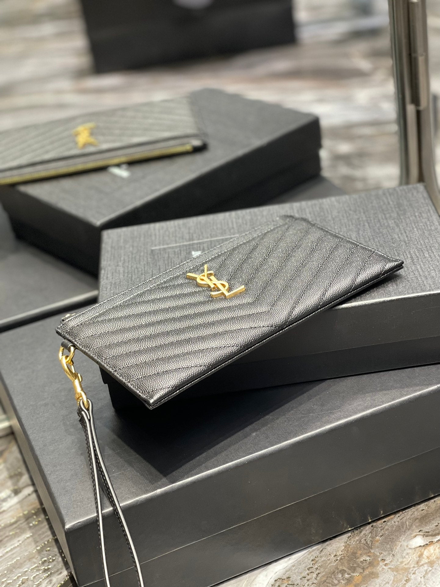 YSL 拉鍊手拿包 扁長夾 黑色金扣