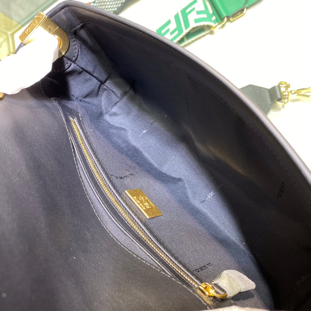 芬F家-Baguette-中長型黑色皮革法棍包