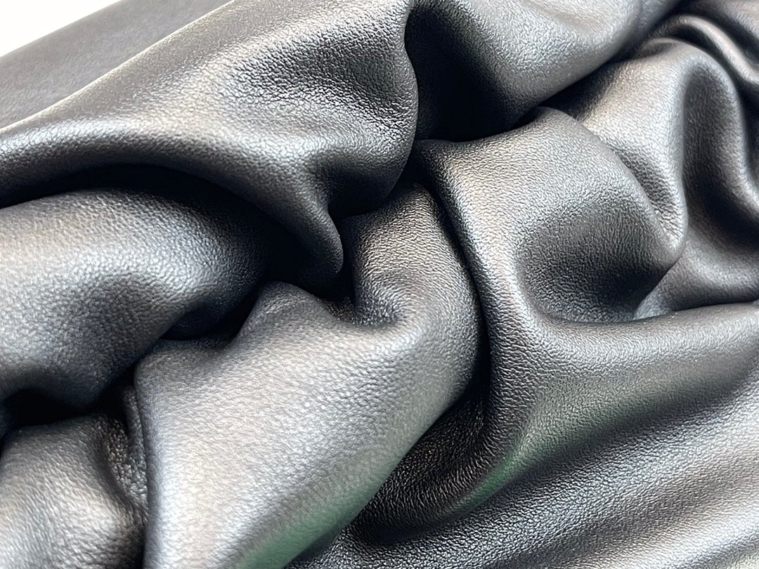 B編織- The Chain Pouch 鏈條云朵包 31x12x16cm