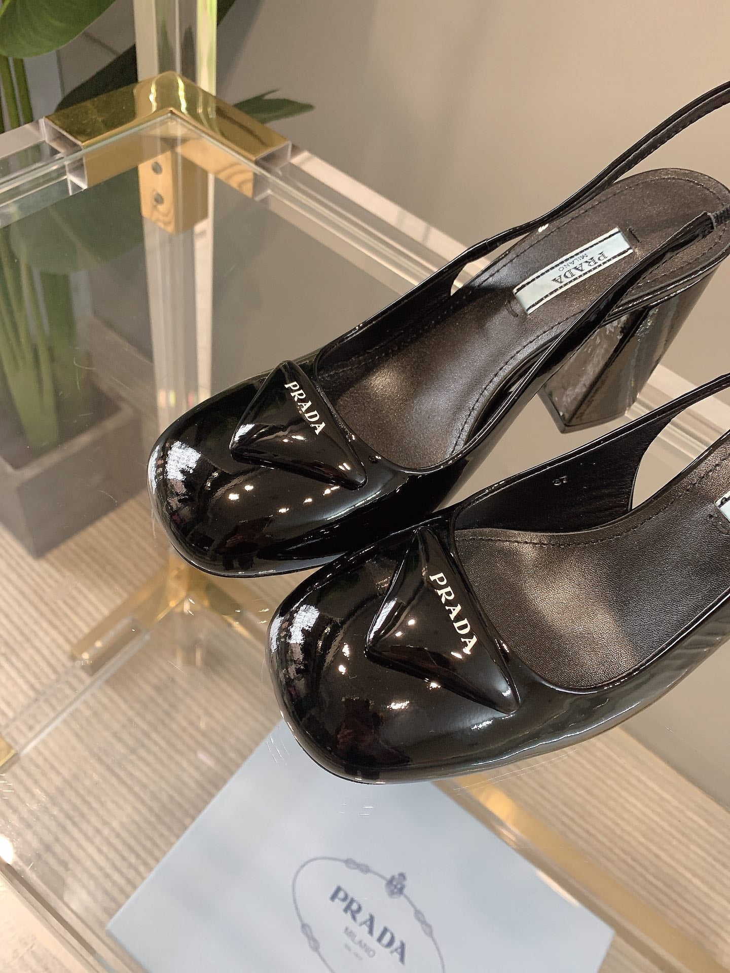 普P家-高跟涼鞋 粗跟鞋