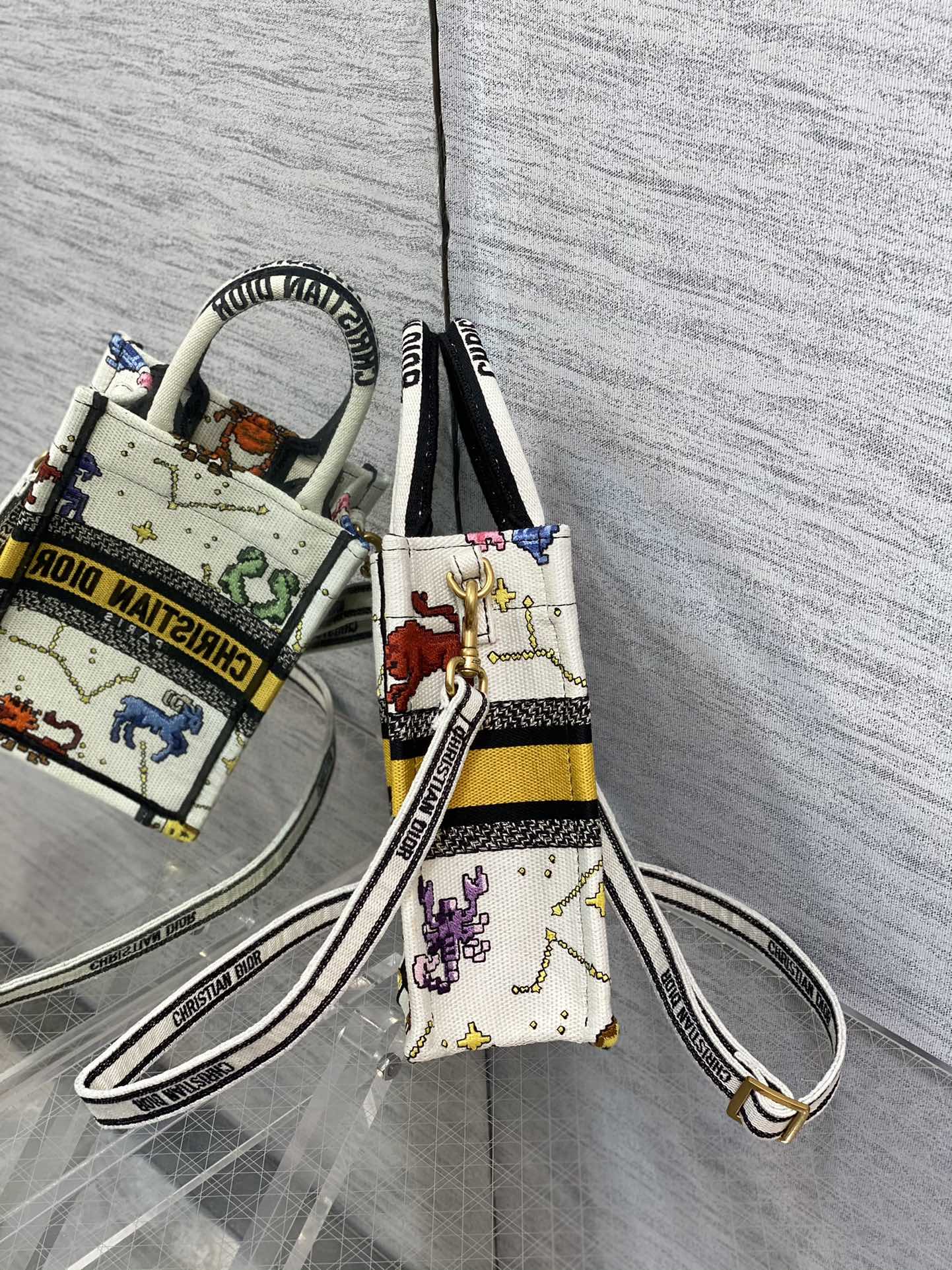 迪D家 Book Tote-最新豎版mini 白色