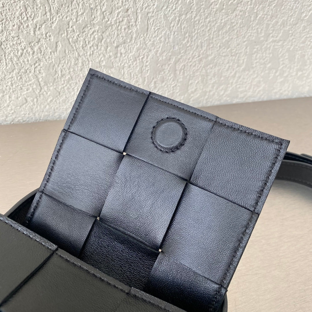 B編織-羊皮方格Mini cassette Bag 迷你編織包 12x8x4cm