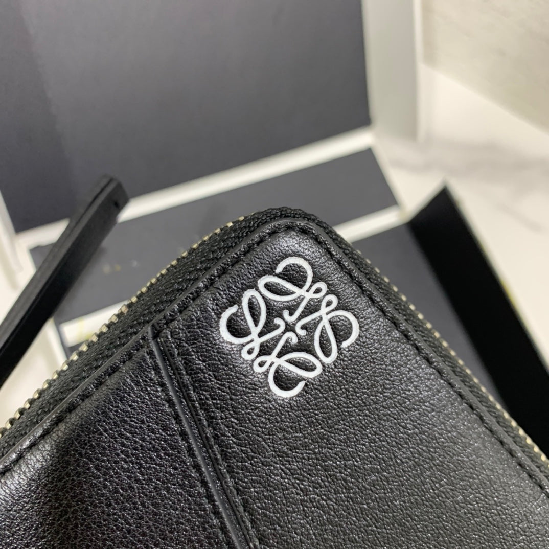 Loewe Puzzle系列 拉鍊短夾