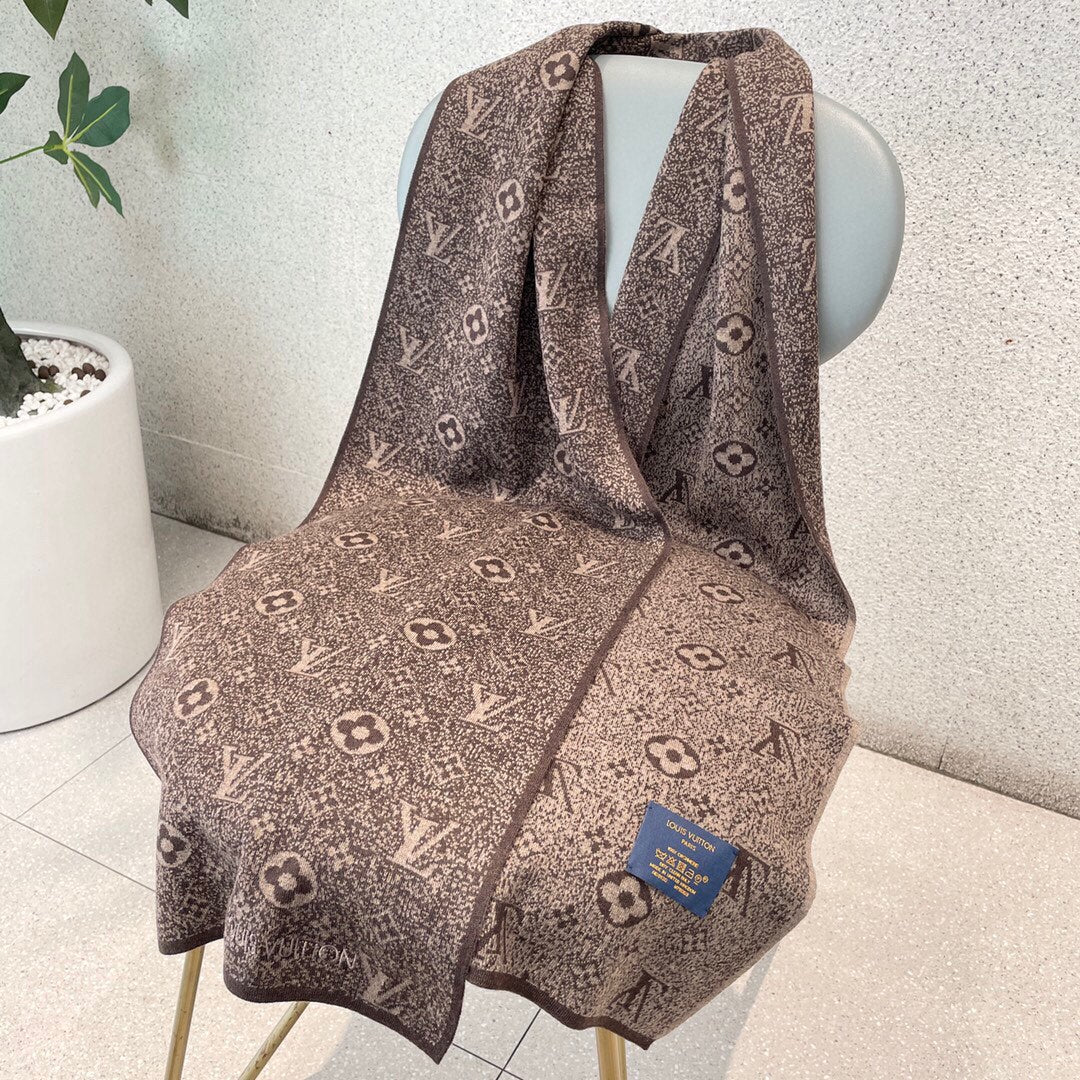 路L家-高羊絨圍巾 180*32cm 100%進口針織羊絨