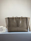 羅L威-Cushion tote 小牛皮 灰色