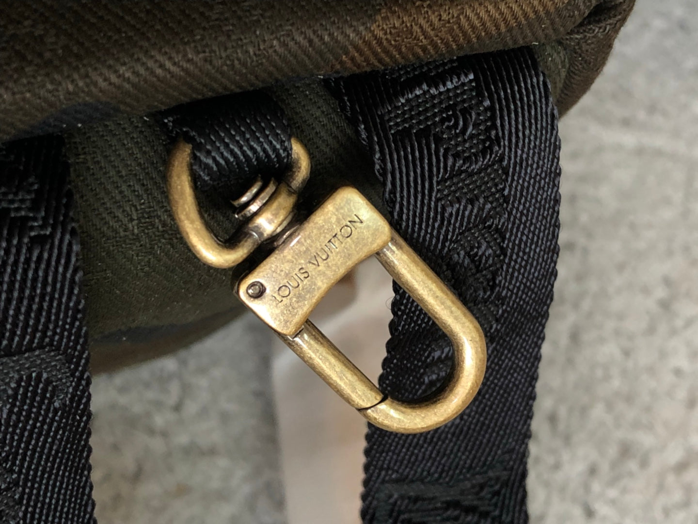 M44201 路L家-APOLLO 掛飾mini迷彩雙肩包