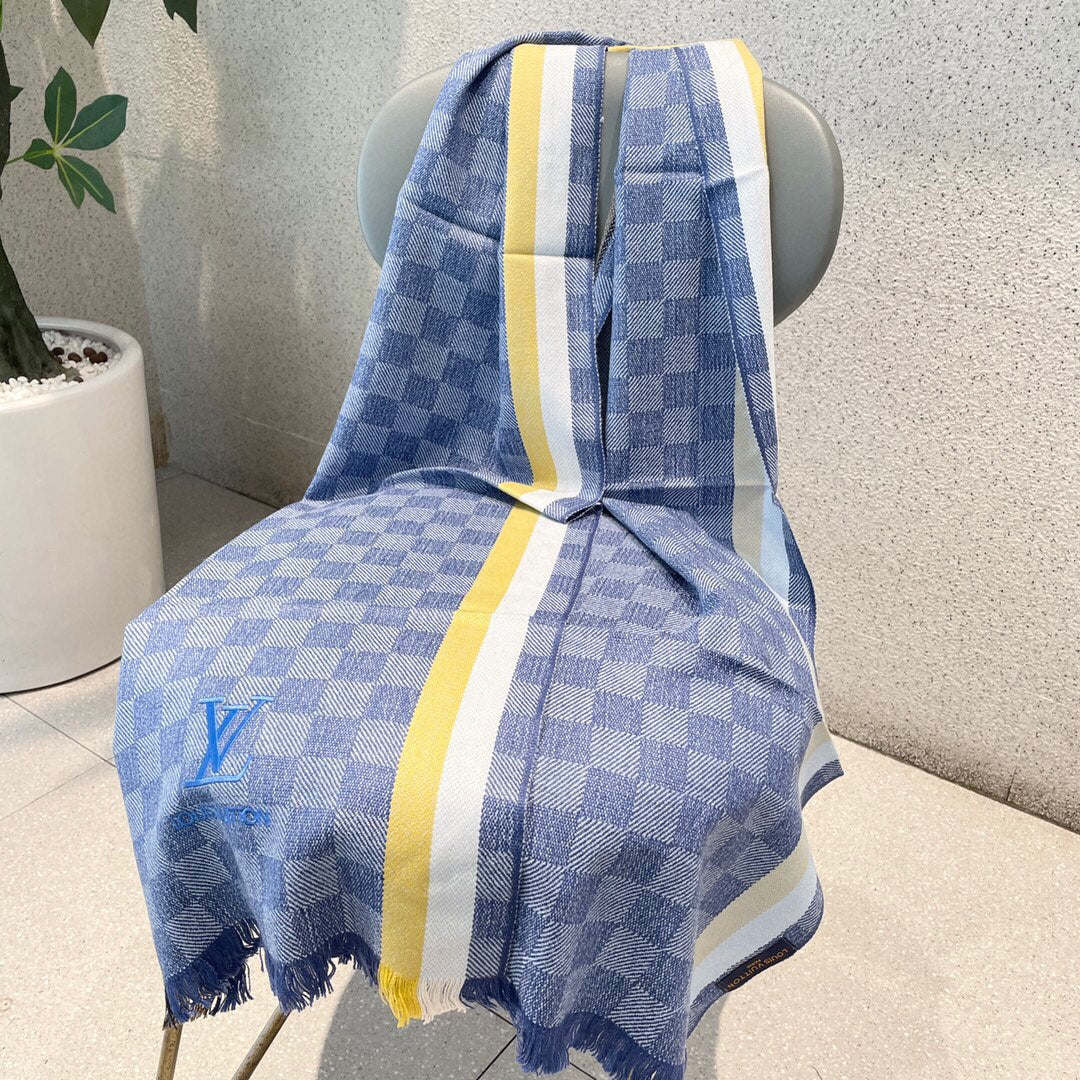 路L家-頂級羊絨圍巾 180*32cm 100%羊絨 淺藍色