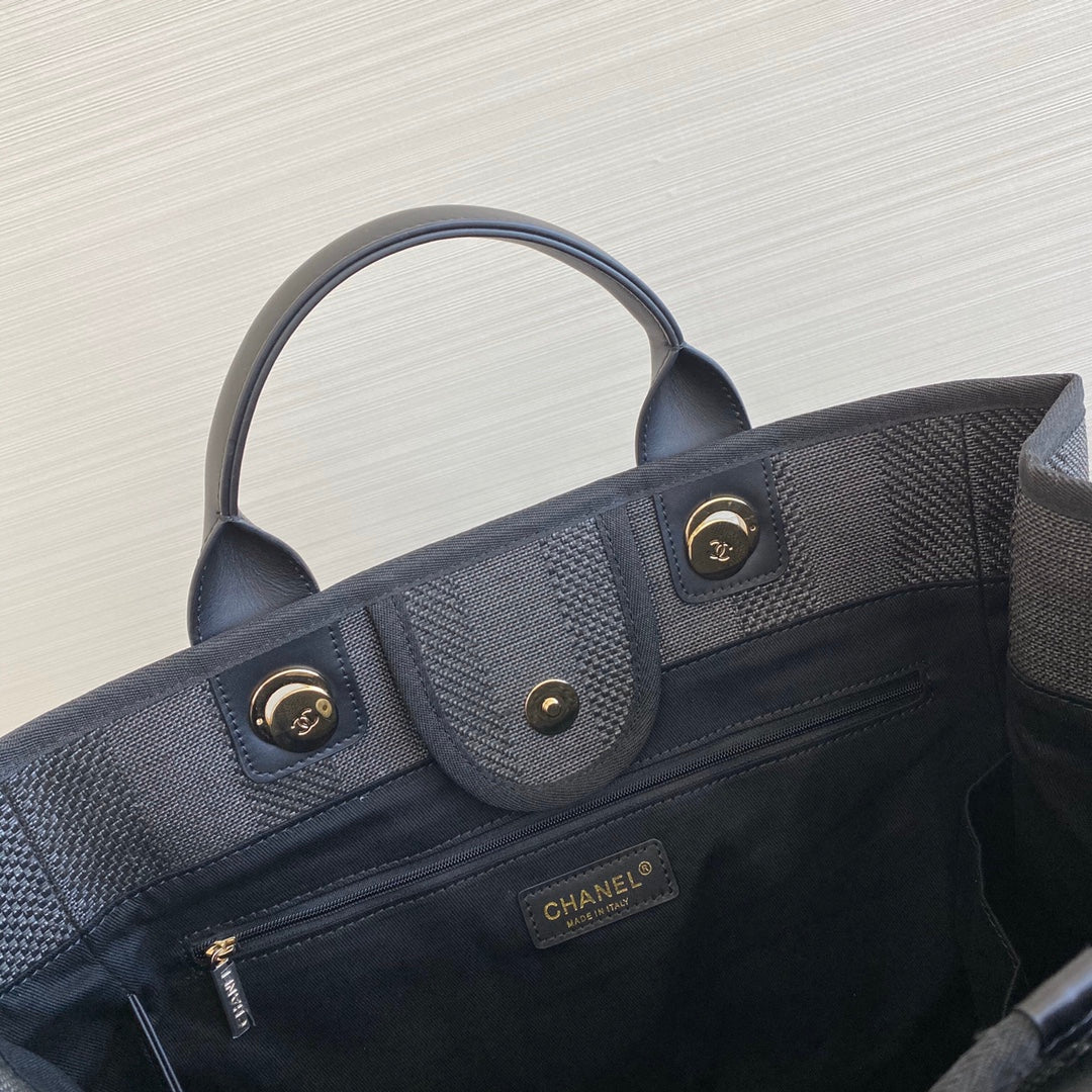 Chanel 大號黑色沙灘包