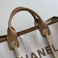 Chanel 大號米色條紋沙灘包
