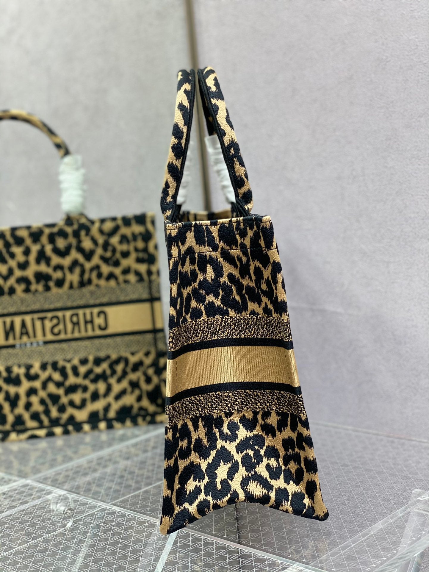 Dior Book Tote-小號36.5cm-豹紋刺繡