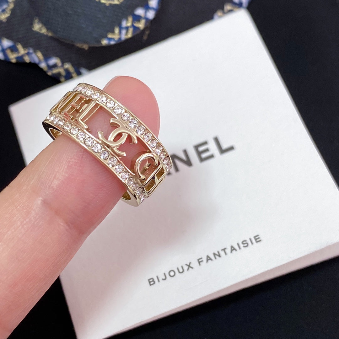 Chanel 戒指