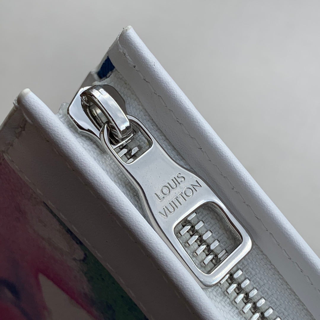 LV M80460 白色印花手拿包