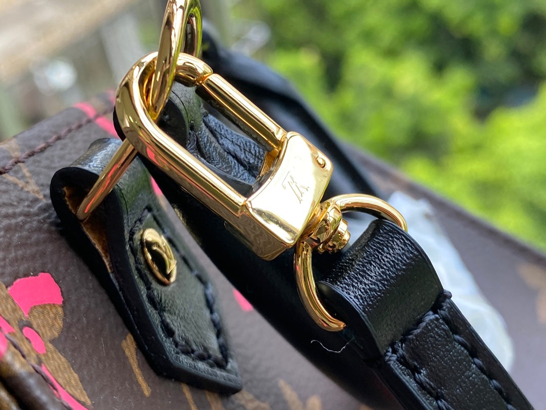 M80839 路L家-愛心 PETIT SAC PLAT 迷你小托特