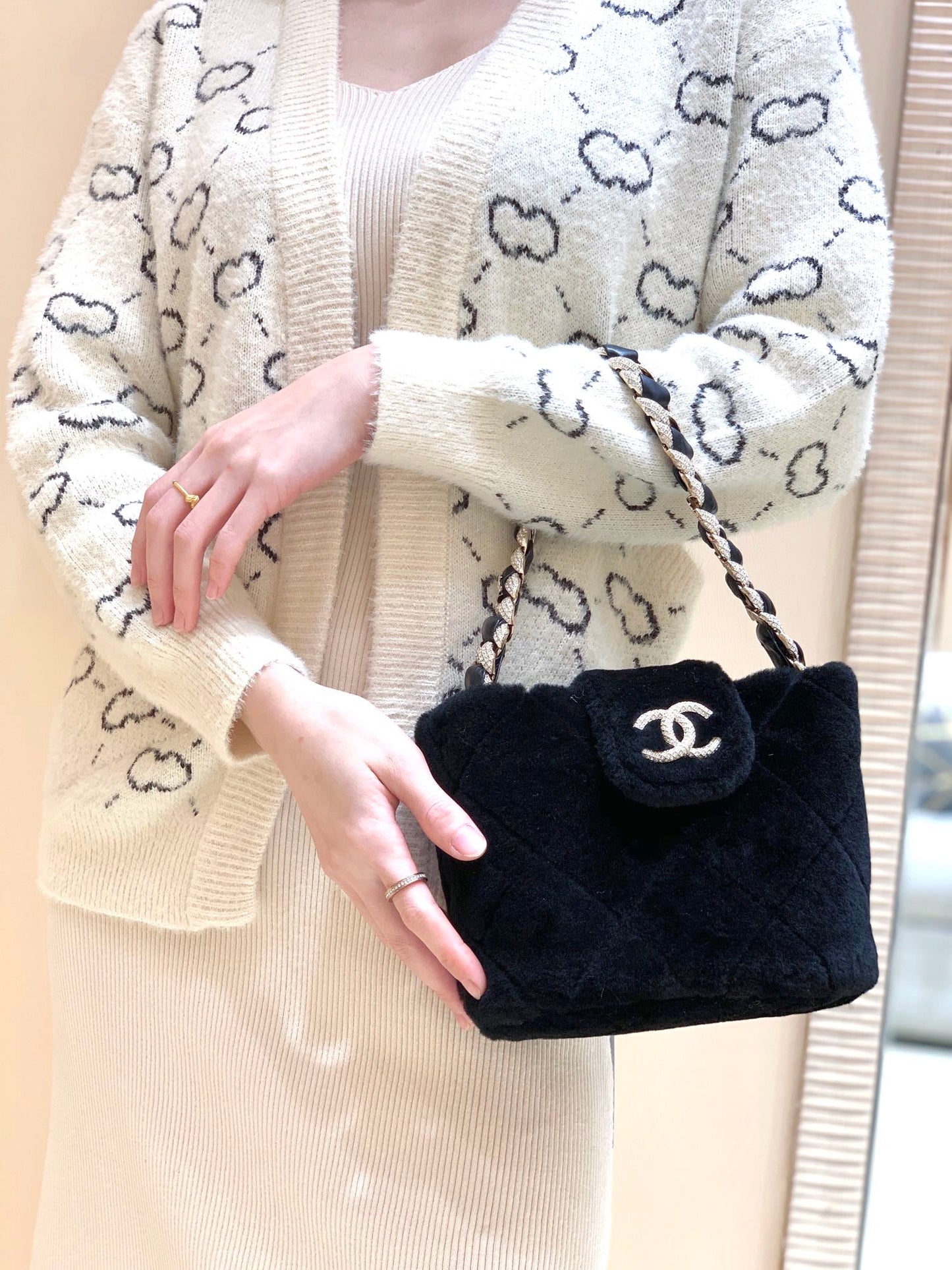 Chanel 剪羊毛鑽鏈包