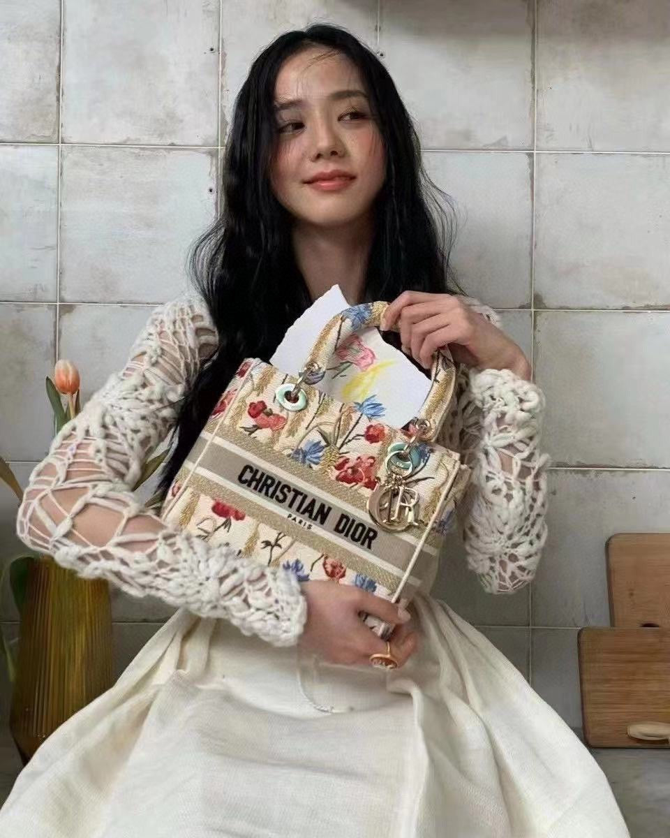 Dior Lady D-Lite 新年限定系列-花卉