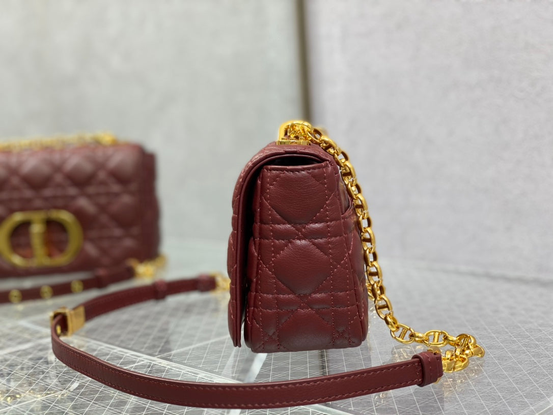 Dior-Caro 菱格紋 小牛皮 小號 酒紅色