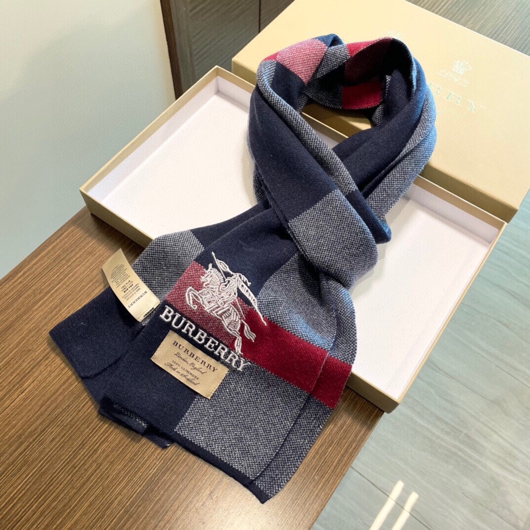 Burberry 英倫格子戰馬繡標圍巾