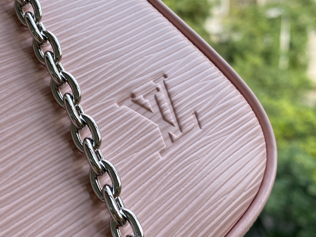 LV M80483 芭蕾粉 Easy Pouch On Strap 手袋