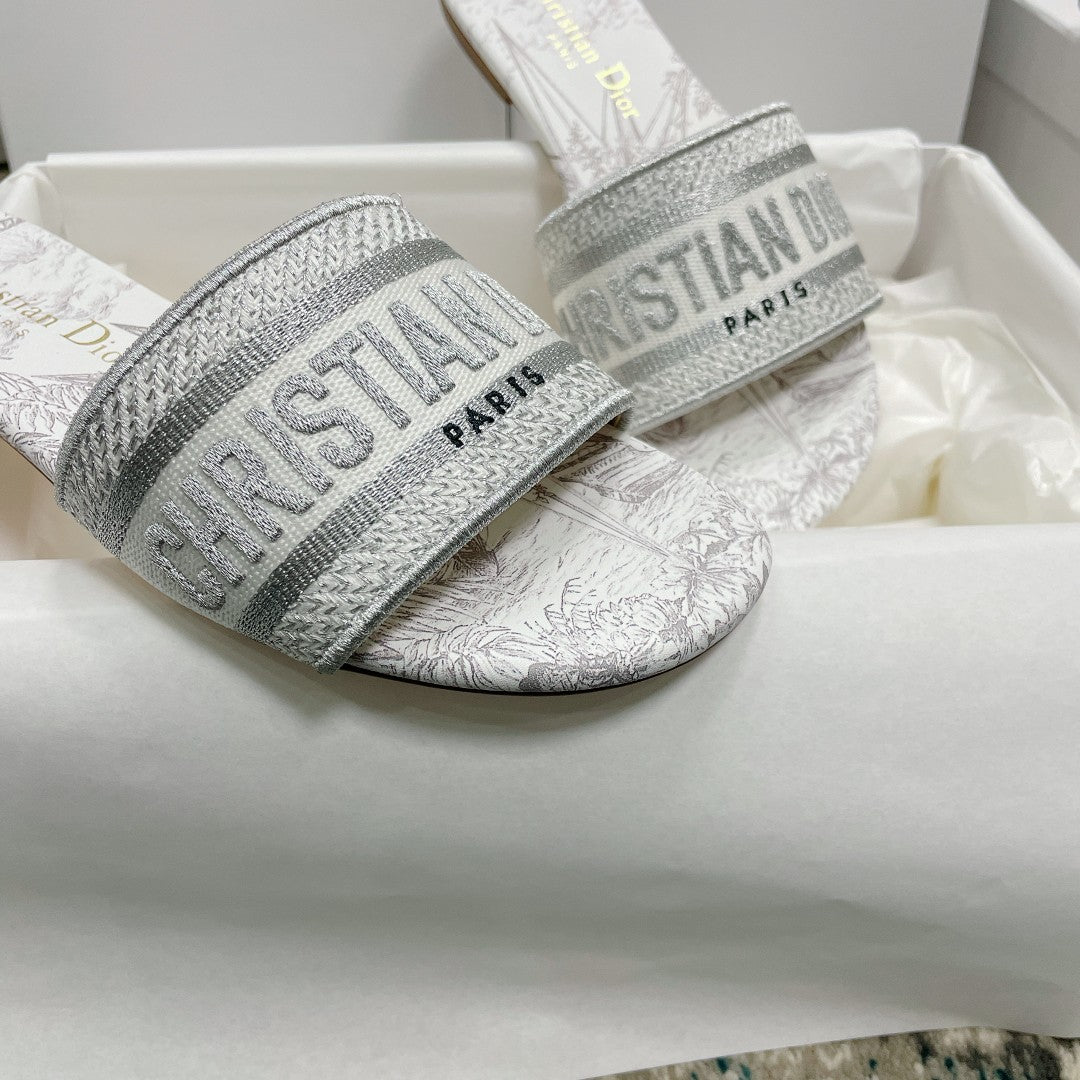 迪D家-2023春夏新款 提花刺繡拖鞋 心底灰色