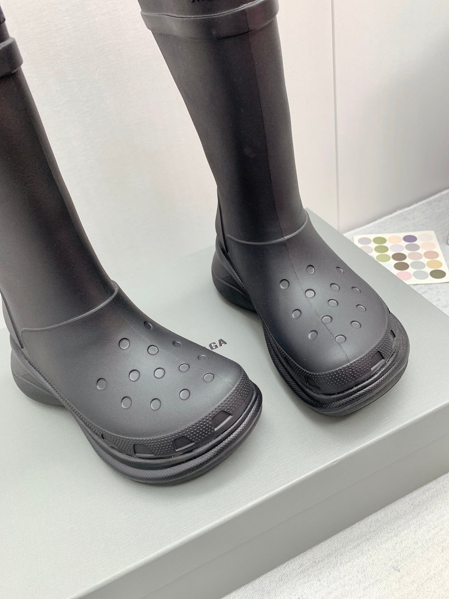 巴黎世-2022秋冬 x Crocs 防滑厚底雨靴 黑色