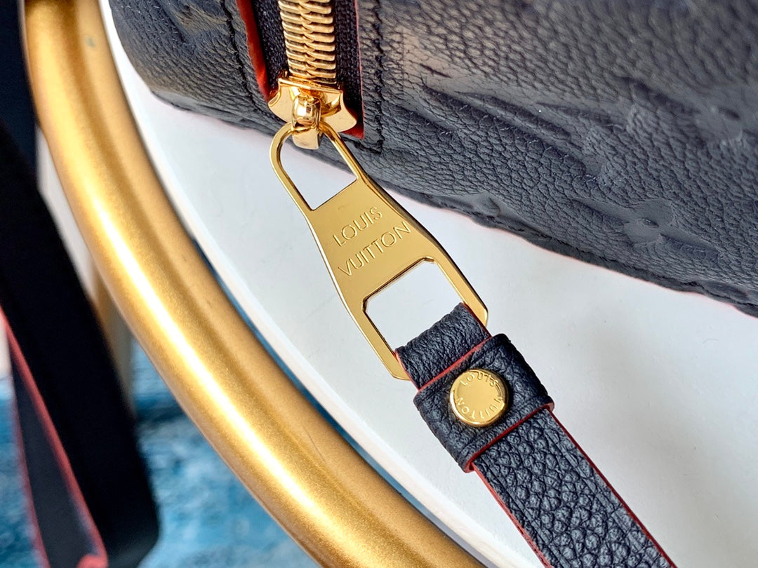 M44071 路L家-Pochette Métis郵差包