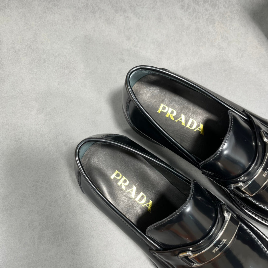 Pra-皮鞋 黑色