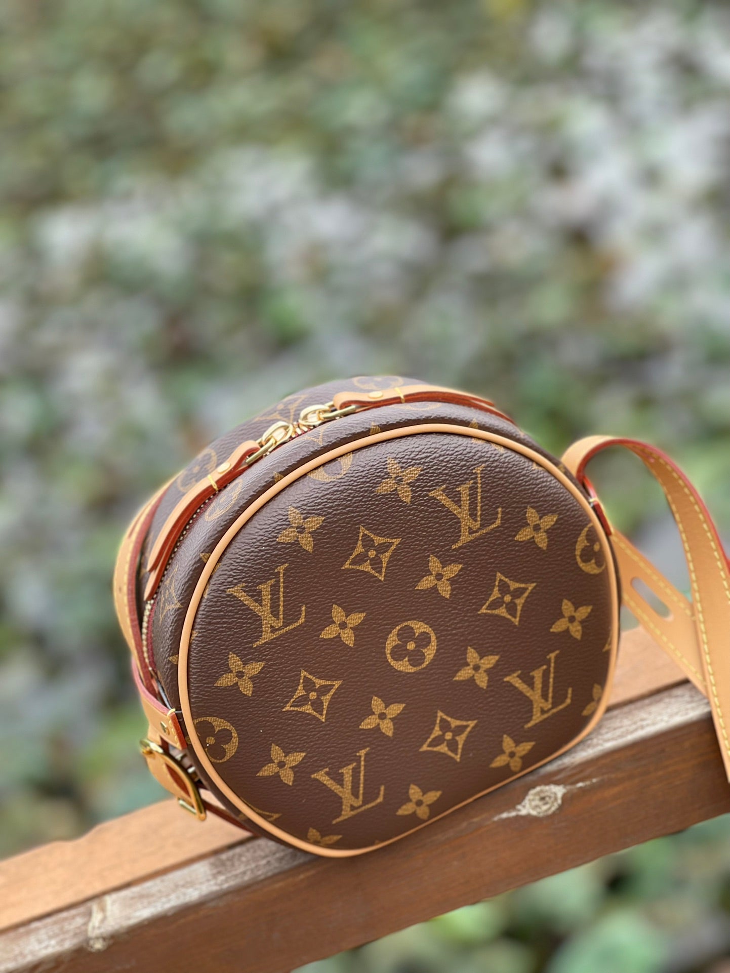 M45149 路L家-BOITE  CHAPEAU SOUPLE 圓餅包 小號