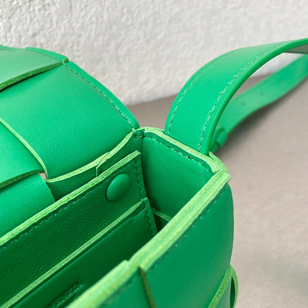 B編織-羊皮方格 Mini cassette Bag 迷你編織包 12x8x4cm
